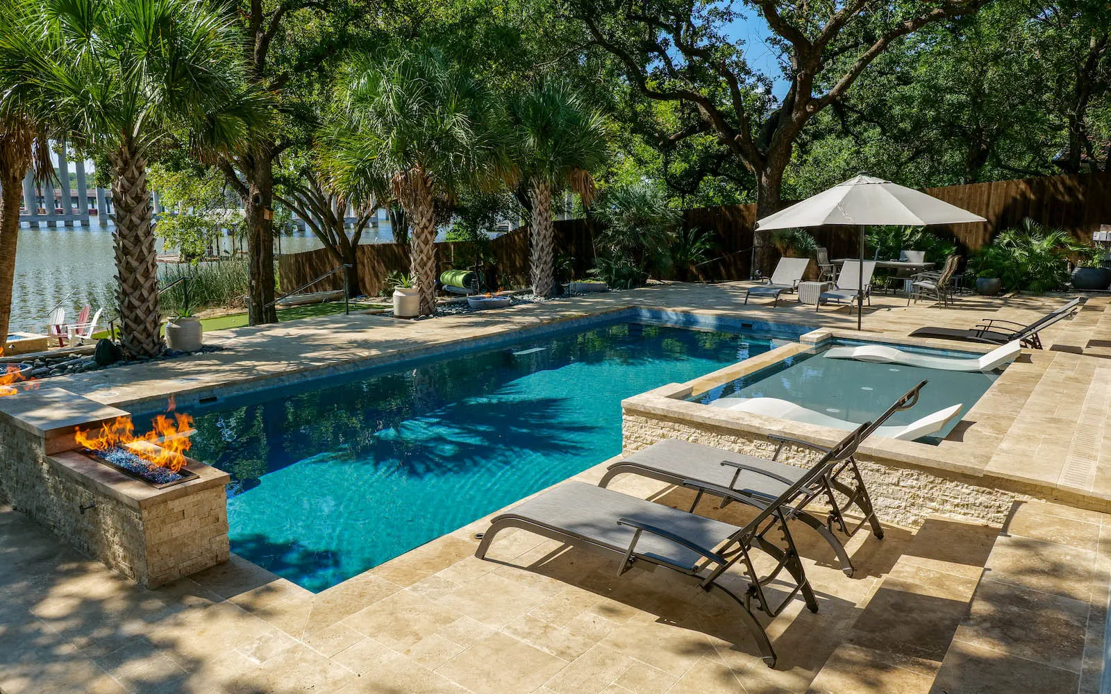 Leisure Pools Houston, your fiberglass pool experts in Texas