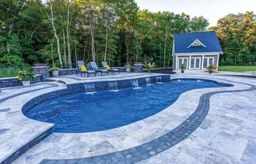 Leisure Pools Eclipse fiberglass swimming pool