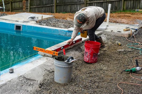 fiberglass pool coping installation