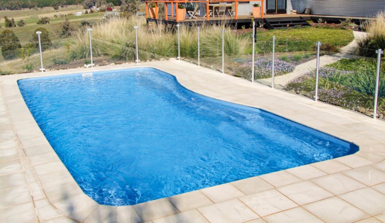 The Moroccan fiberglass pool central feature curve and entry steps detail in Blue