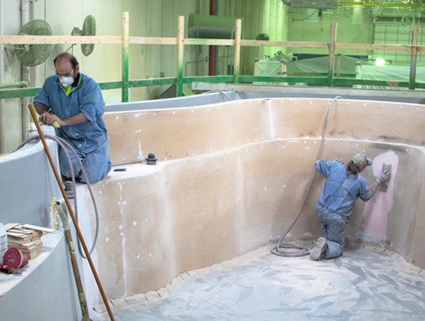 mold construction of a fiberglass pool