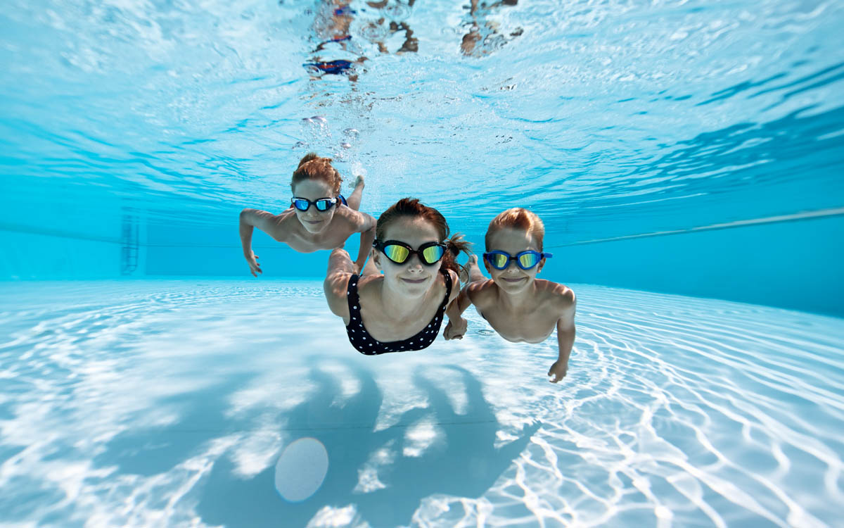 pool diving