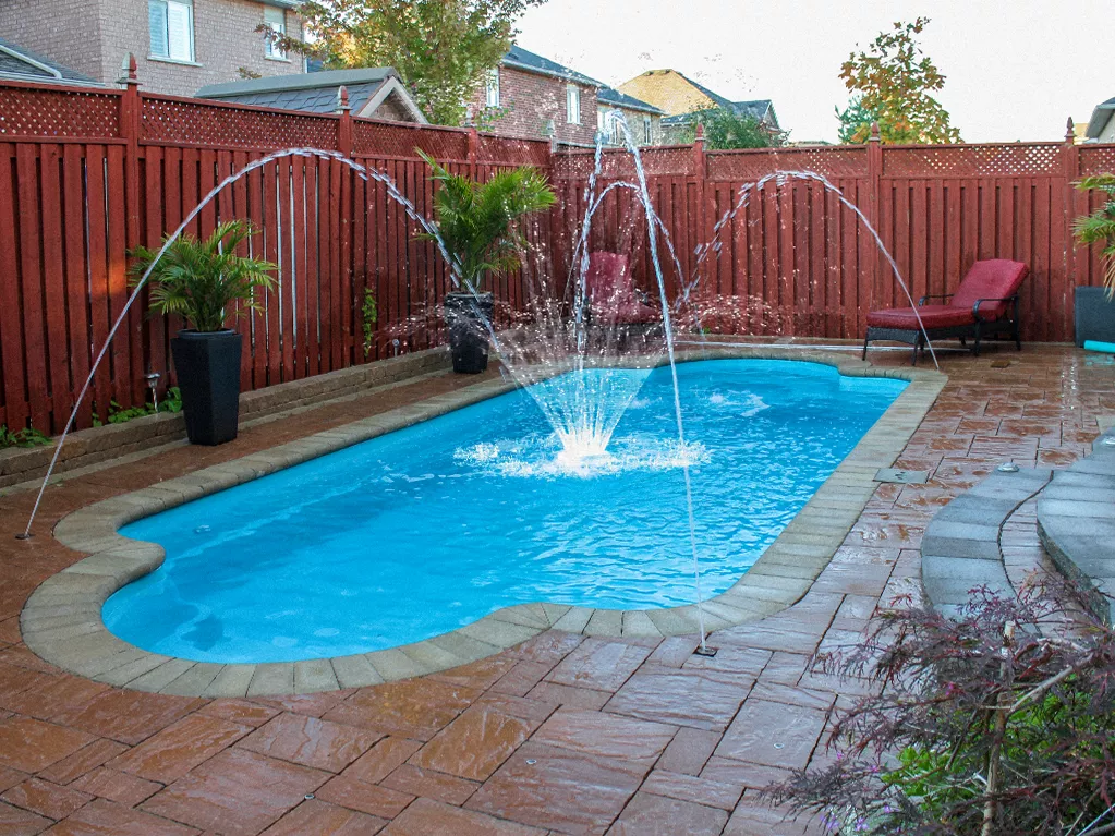 pool water features - fountain