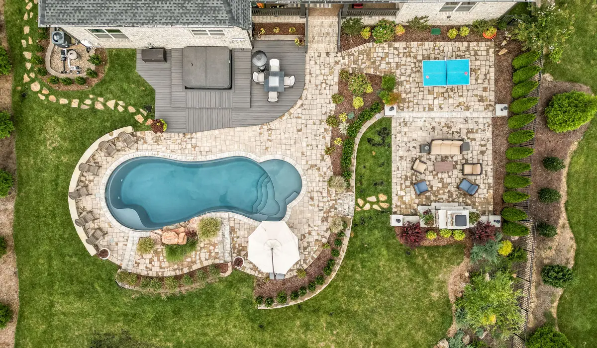 Perfect swimming pool designs for the garden- an article by Leisure Pools