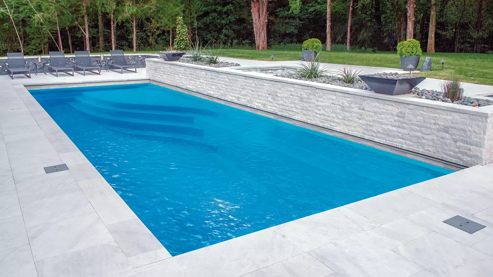 The Wave modern rectangular fiberglass swimming pool 