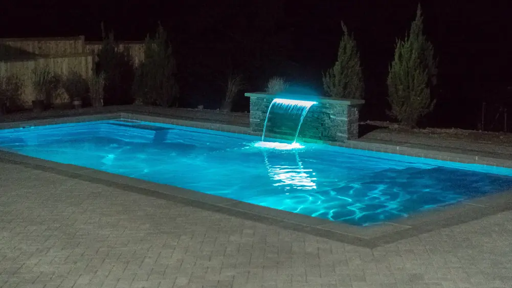 Customizing Your Fiberglass Pool – Options and Their Impact on Price