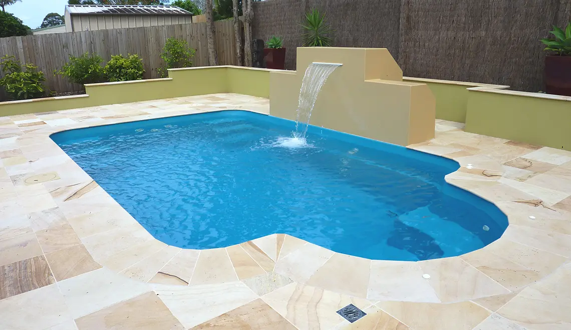 Leisure Pools Courtyard Roman model in Crystal Blue.