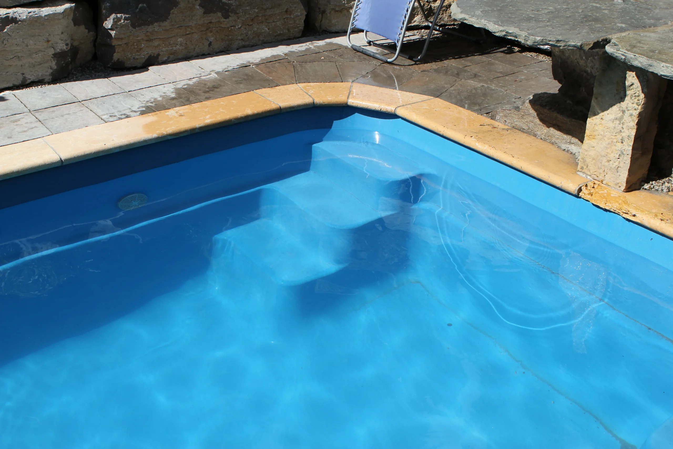 Leisure Pools Courtyard Roman model entry and exit step feature.