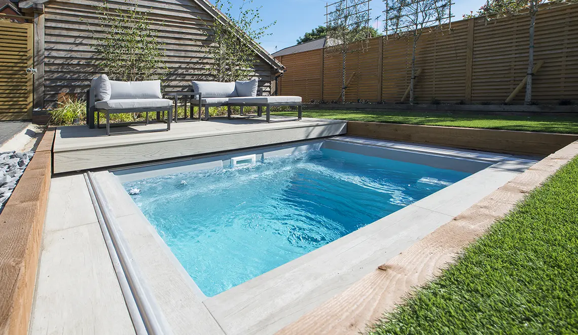 The Fiji Plunge pool from Leisure Pools