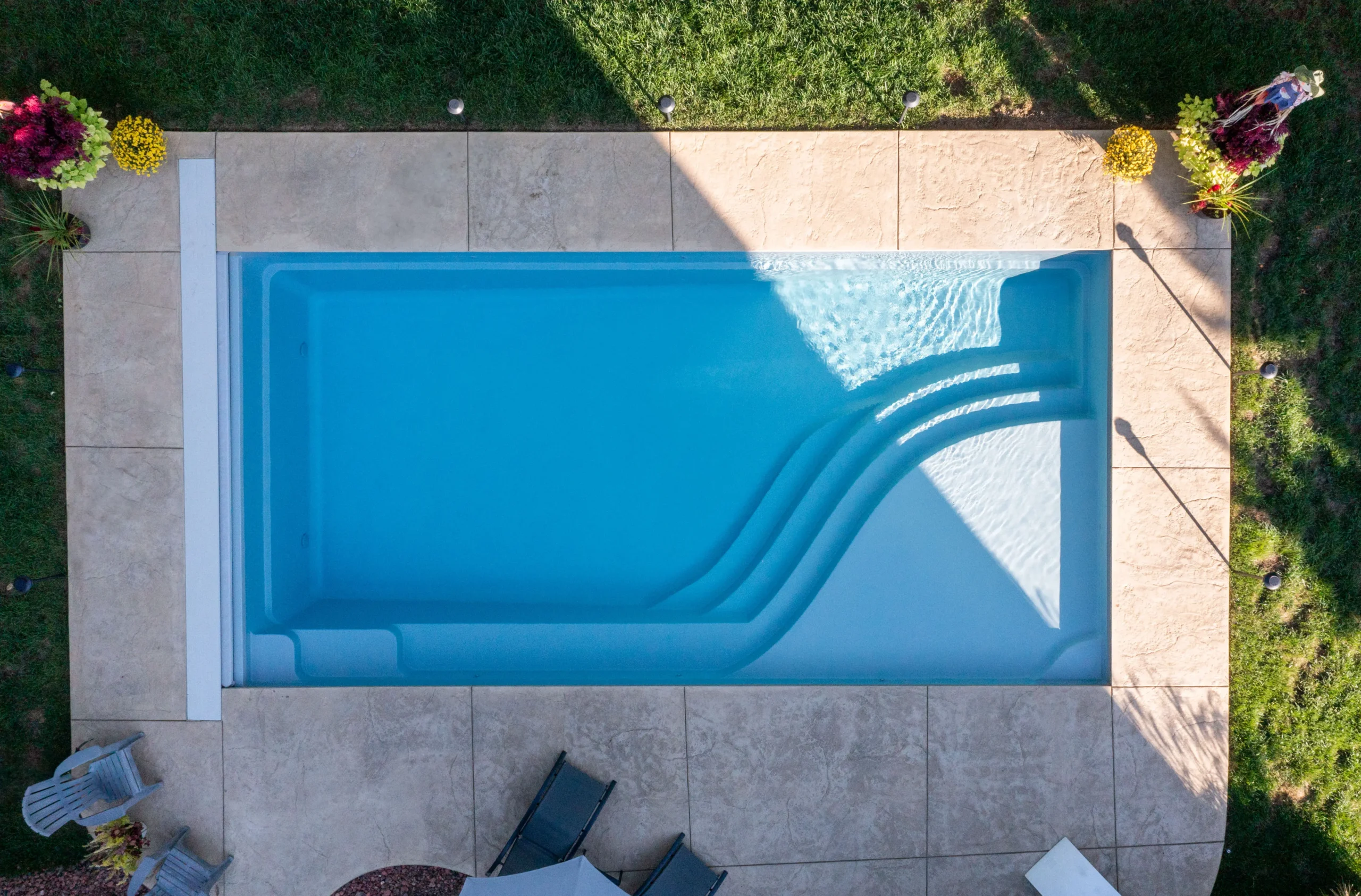 Leisure Pools Wave fiberglass pool full range shot