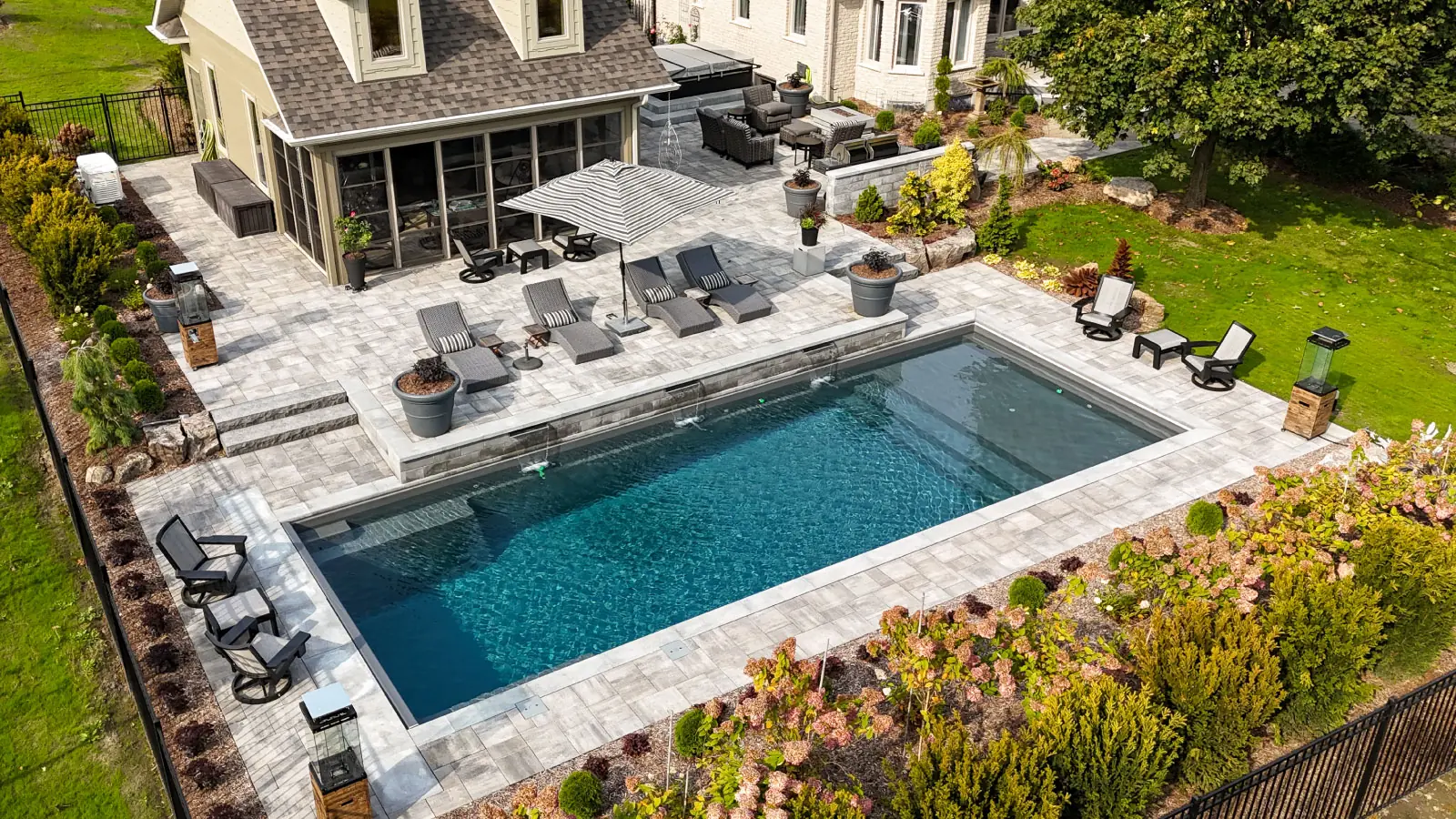 The Pinnacle™ 40 in Graphite Grey installed by Bloom Field Pools