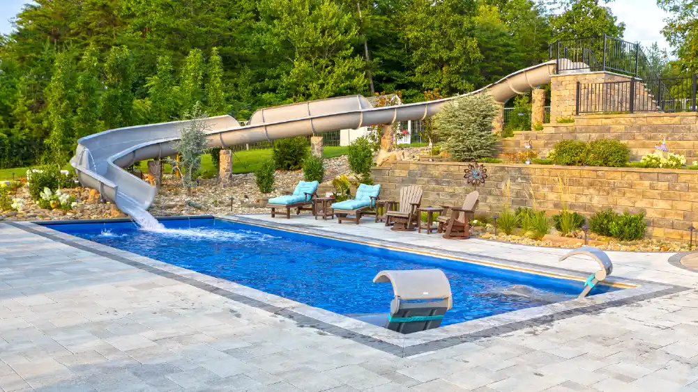 Concrete swimming pools