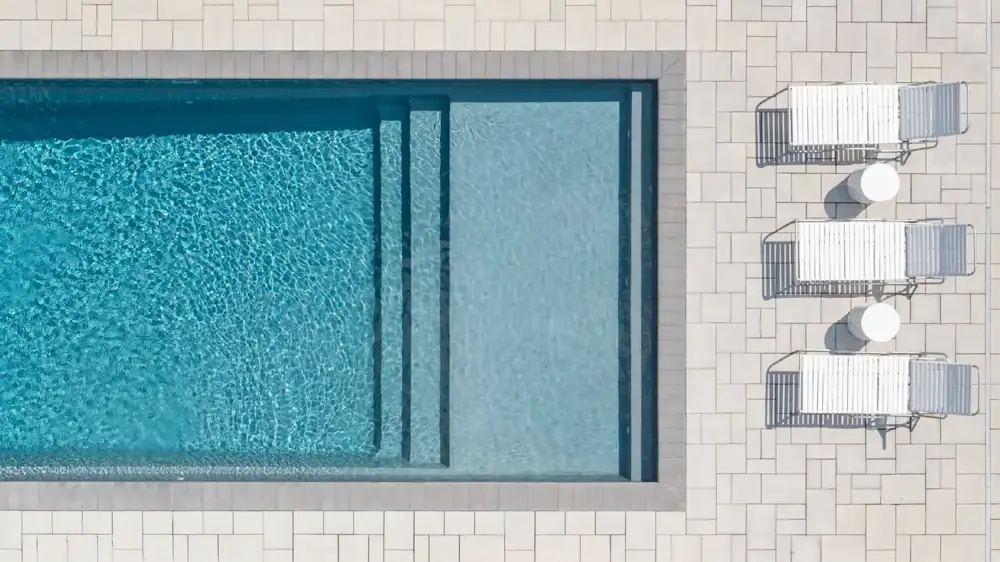 Superior gelcoat finishes