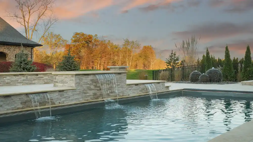 Award-winning bakyard fiberglass swimming pool installation