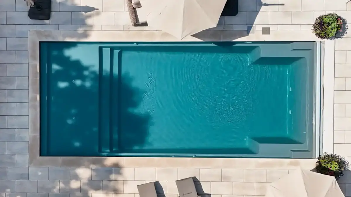 Pool finishes that hold up beautifully through Ohio seasons