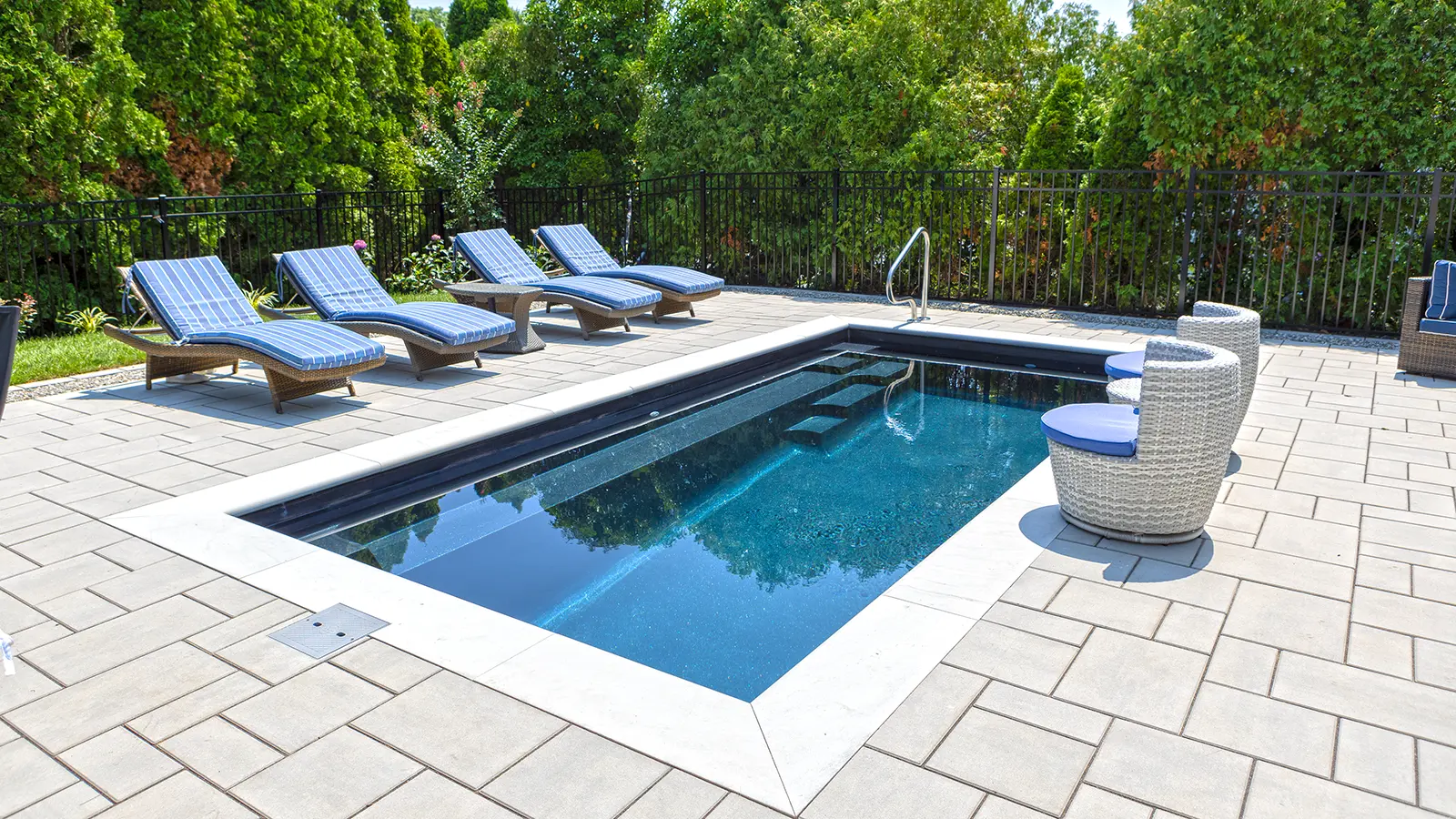 The Harmony™, a fiberglass pool design manufactured by Leisure Pools