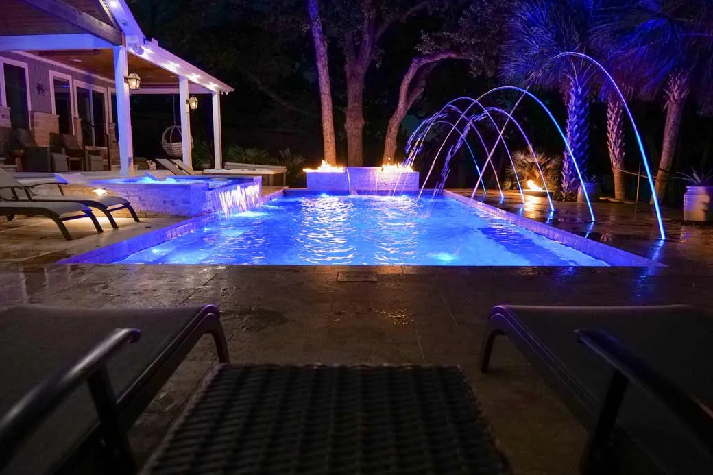 Leisure-DFW-Fiberglass-Pool-Builder-Texas-hero Leisure Pools DFW, Texas - Luxurious Fiberglass Pools