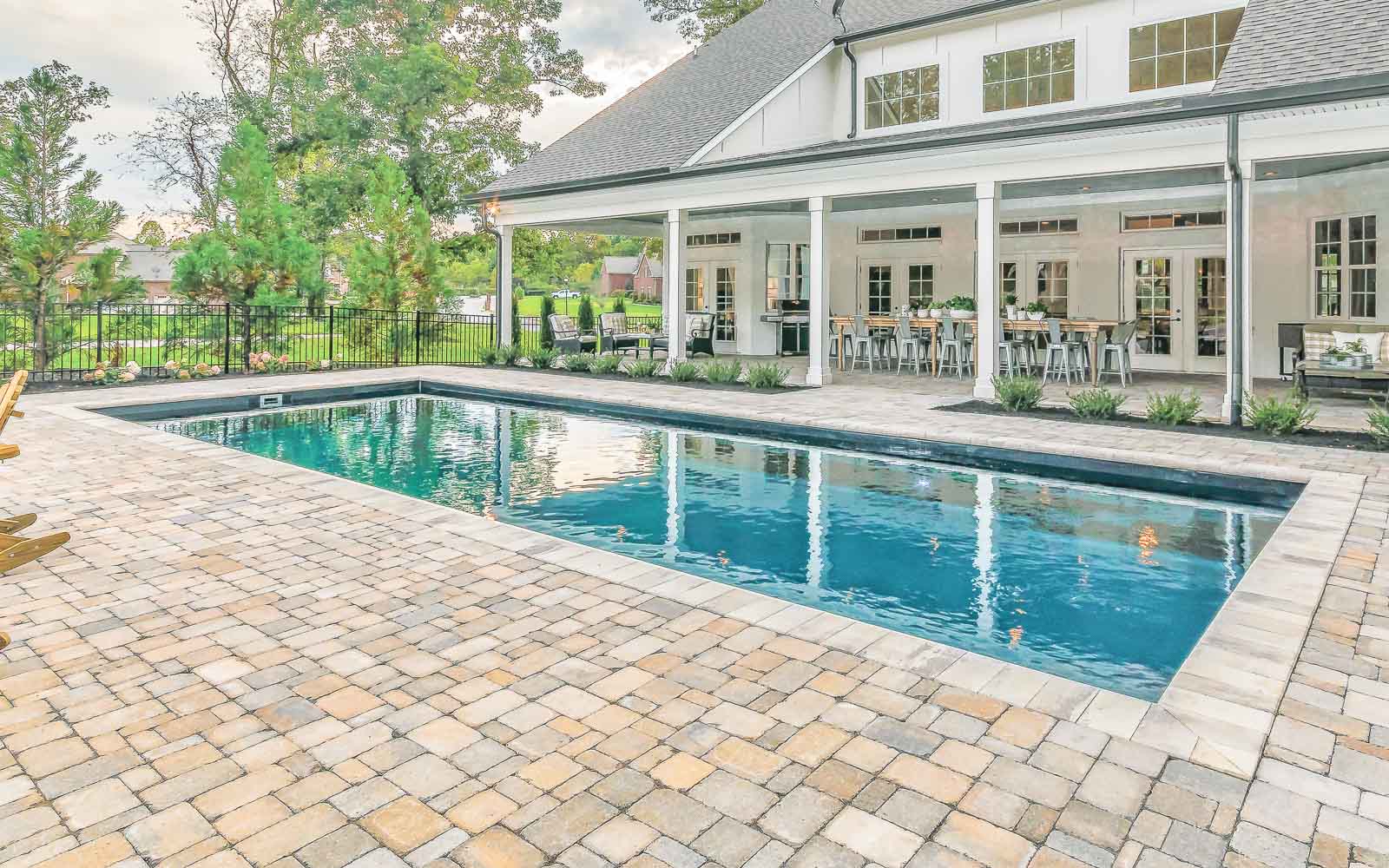 Mike ONeill copyright 2017 Leisure Pools Beaufort - South Carolina fiberglass pool builder