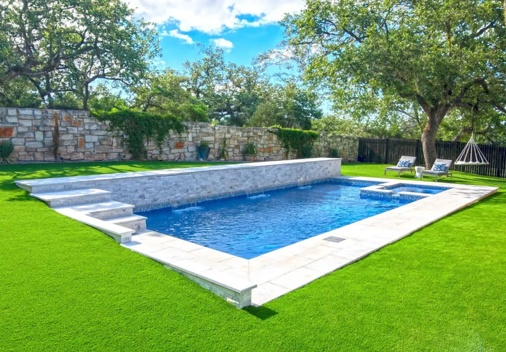 Leisure-San-Antonio-Fiberglass-Pools-Texas-Photo-Gallery-1