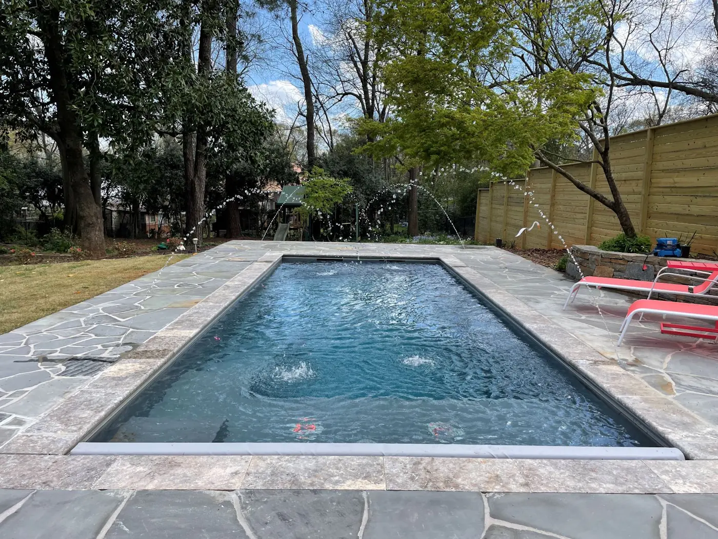 Precision-26-Graphite-Grey-With-Cover-Flagstone-Travertine