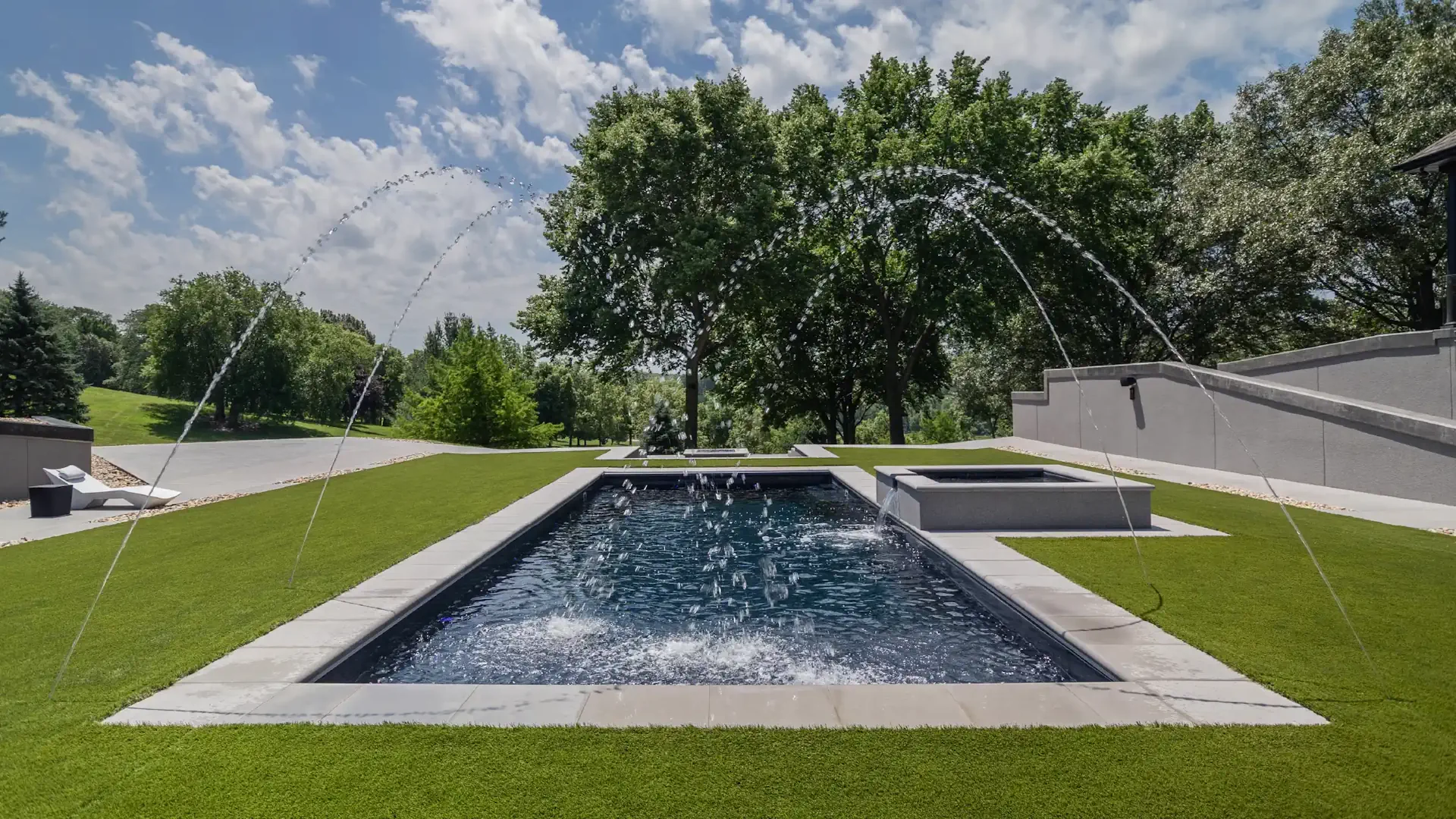 May 2026 Pool of the month: The Pinnacle 40