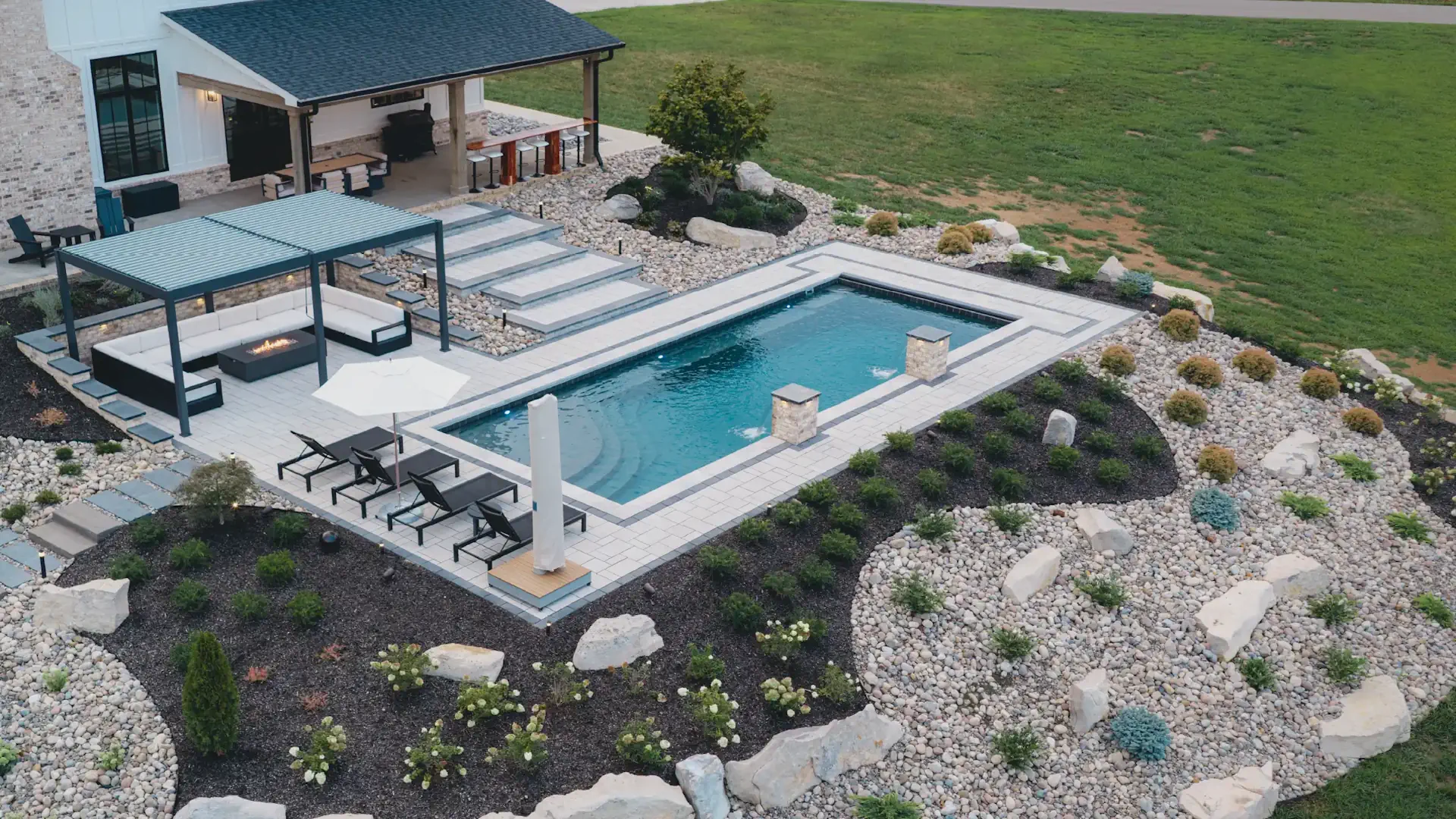 Fiberglass pools in Tennessee: What Volunteer State homeowners need to know before they build