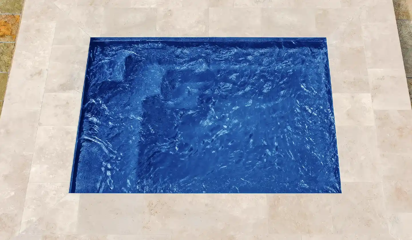 The Fiji Plunge pool in Sapphire Blue
