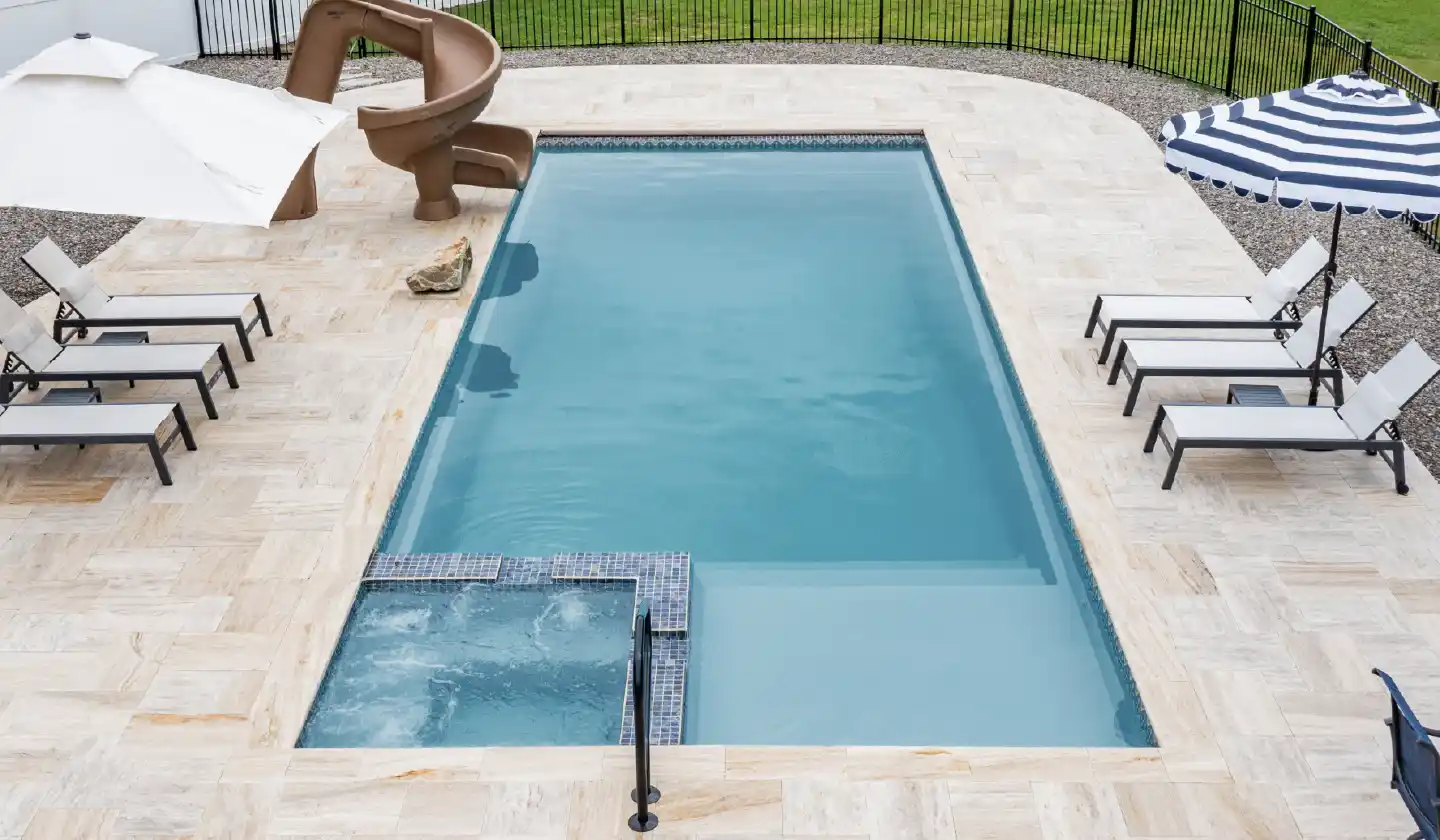 The Icon pool in Graphite Grey