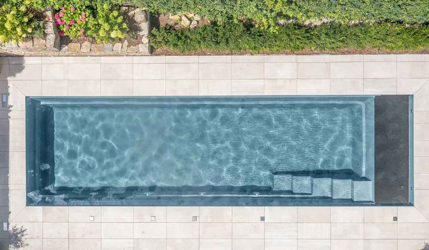 The Linear with Cover pool in Silver Grey