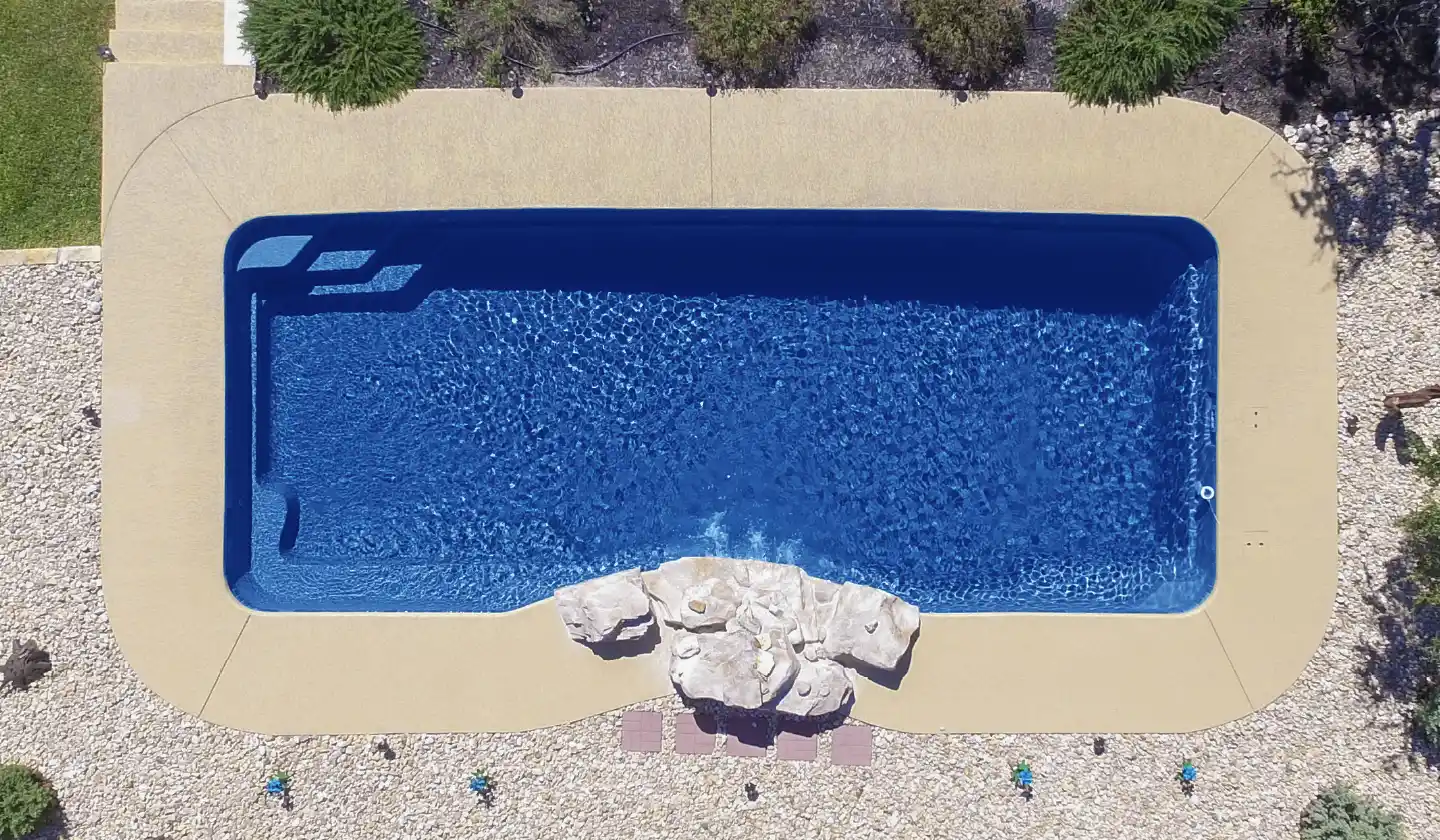 The Moroccan pool in Sapphire Blue